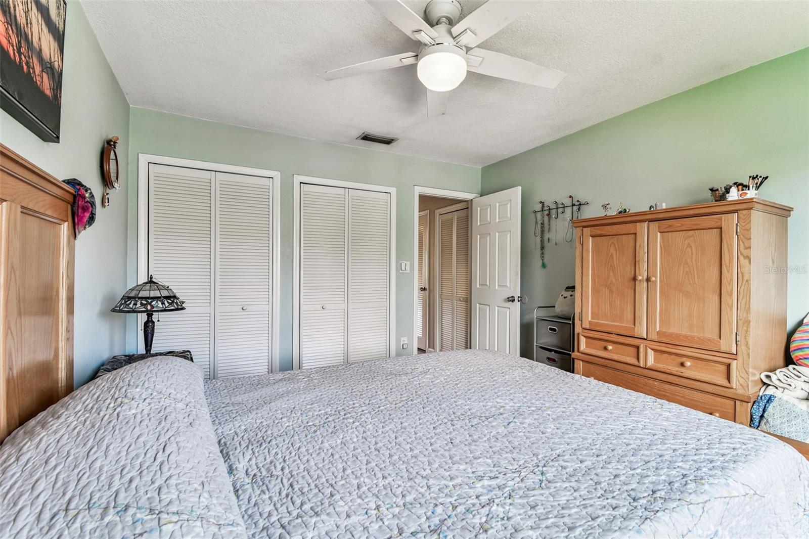 Image 31 of 53 For 424 Windrush Bay Drive