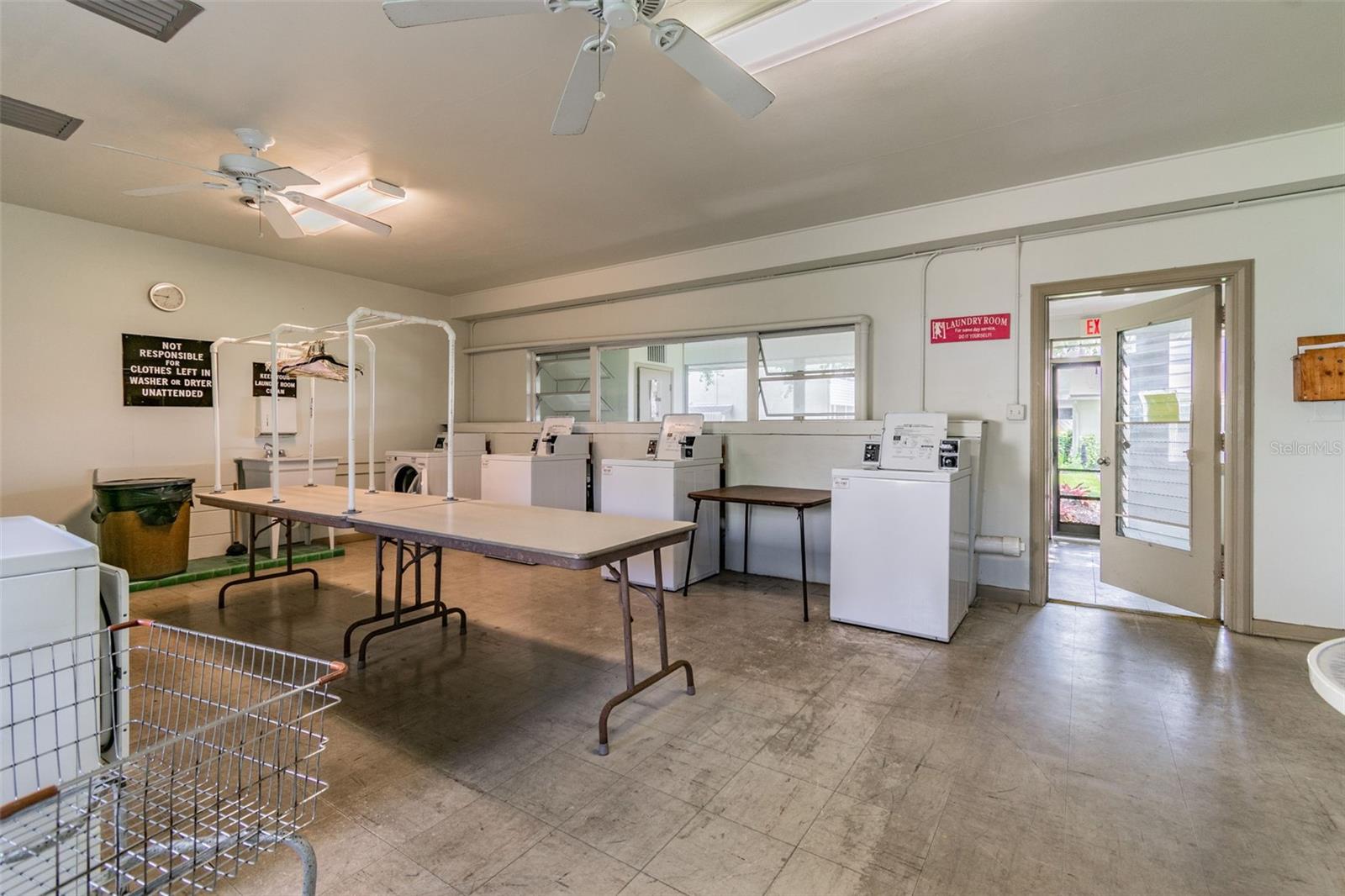 Image 38 of 53 For 424 Windrush Bay Drive