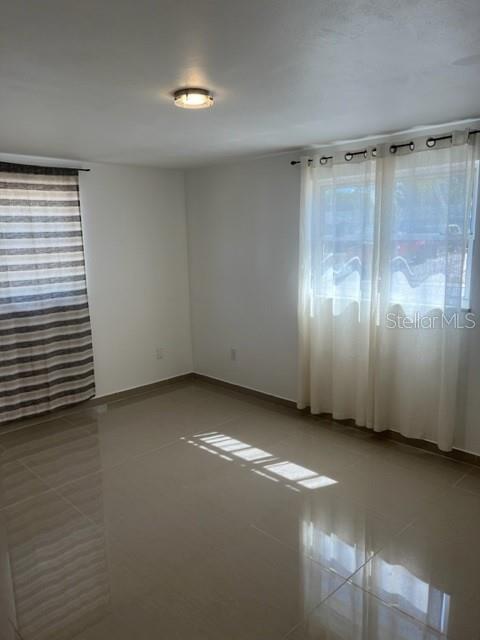 Image 5 of 10 For 3329 Kinard Lane