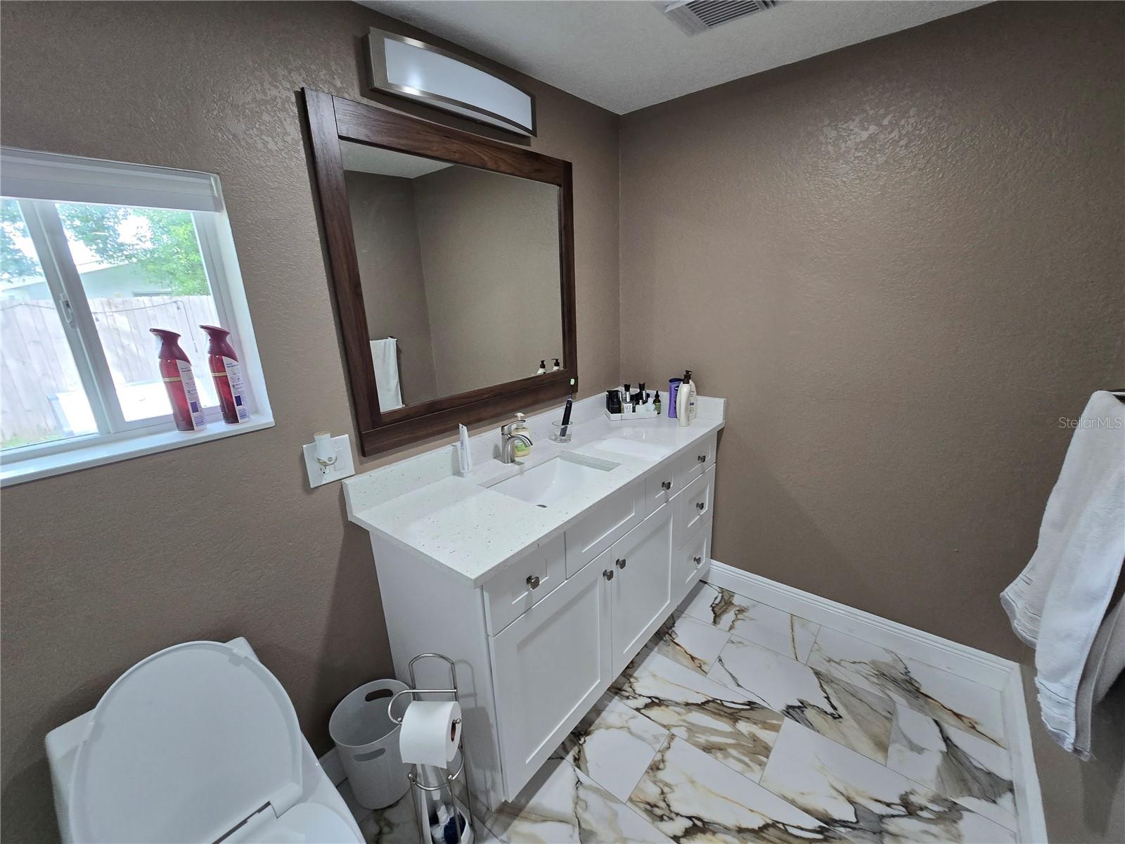 Image 10 of 24 For 4840 Blossom Drive