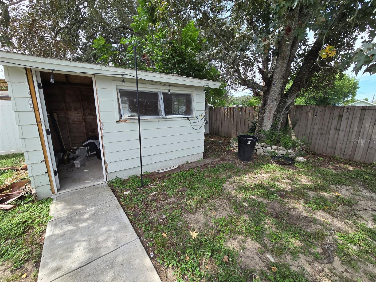 Image 20 of 24 For 4840 Blossom Drive