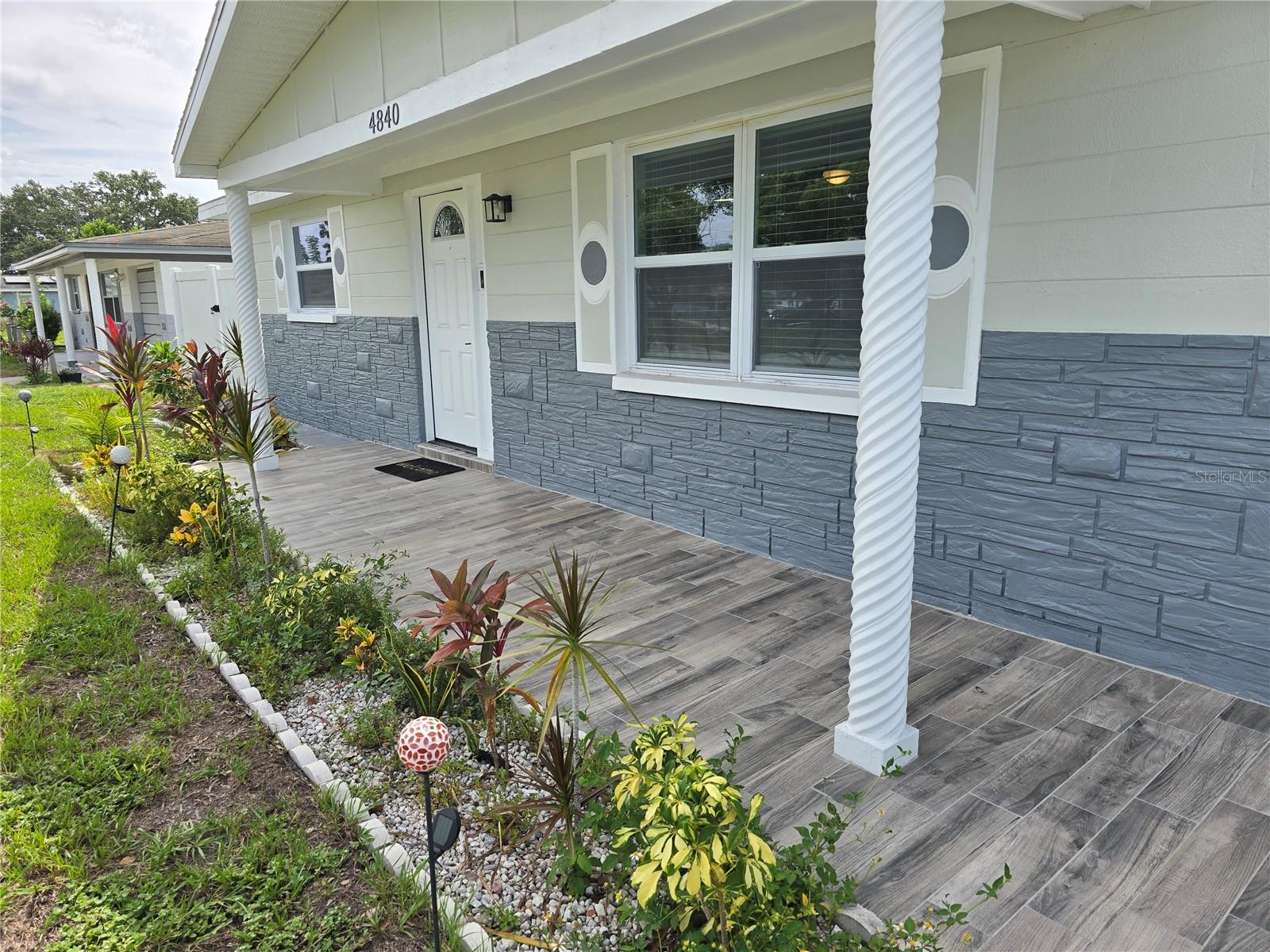Image 3 of 24 For 4840 Blossom Drive