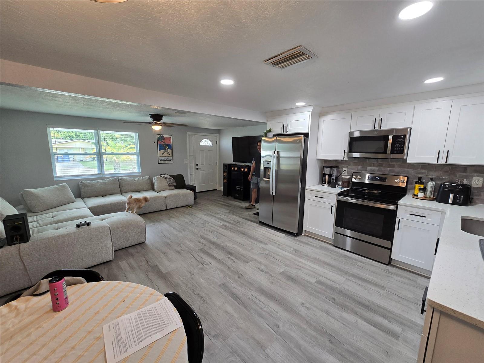 Image 4 of 24 For 4840 Blossom Drive