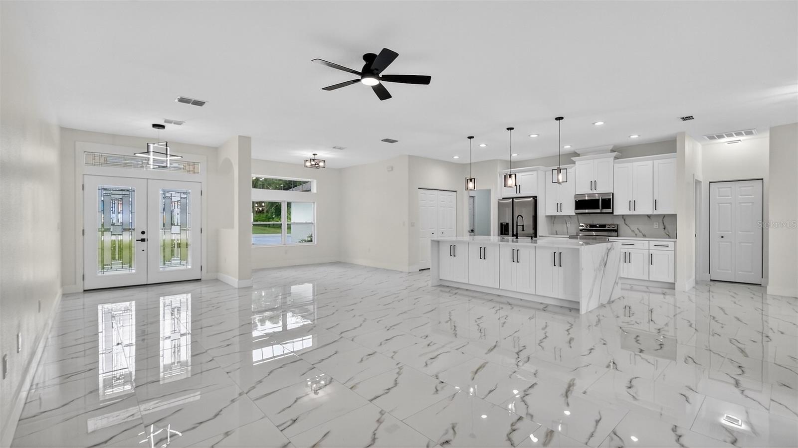 Image 15 of 51 For 7372 Madrid Road