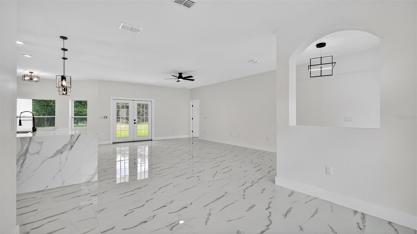 Image 6 of 51 For 7372 Madrid Road