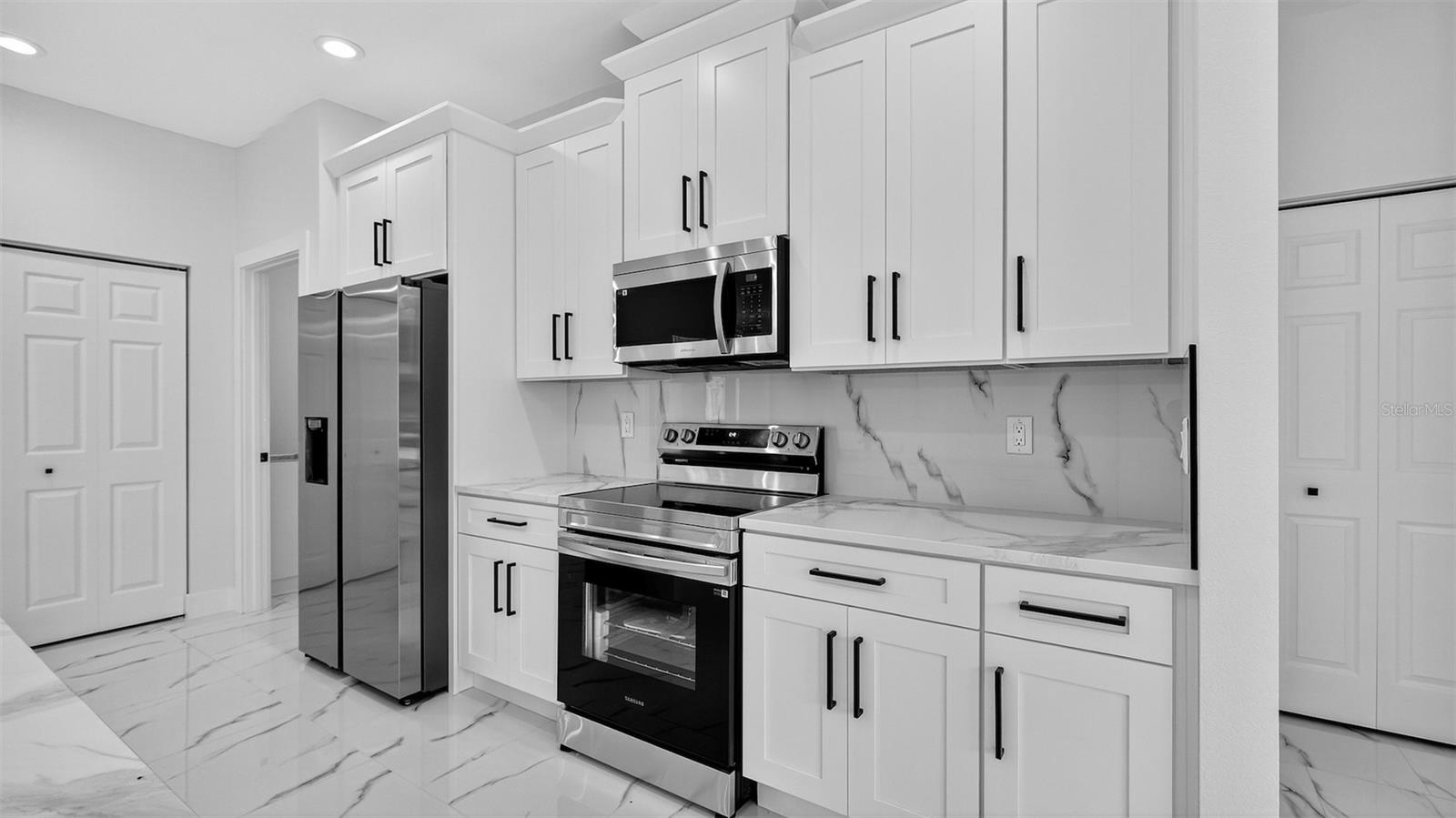 Image 9 of 51 For 7372 Madrid Road