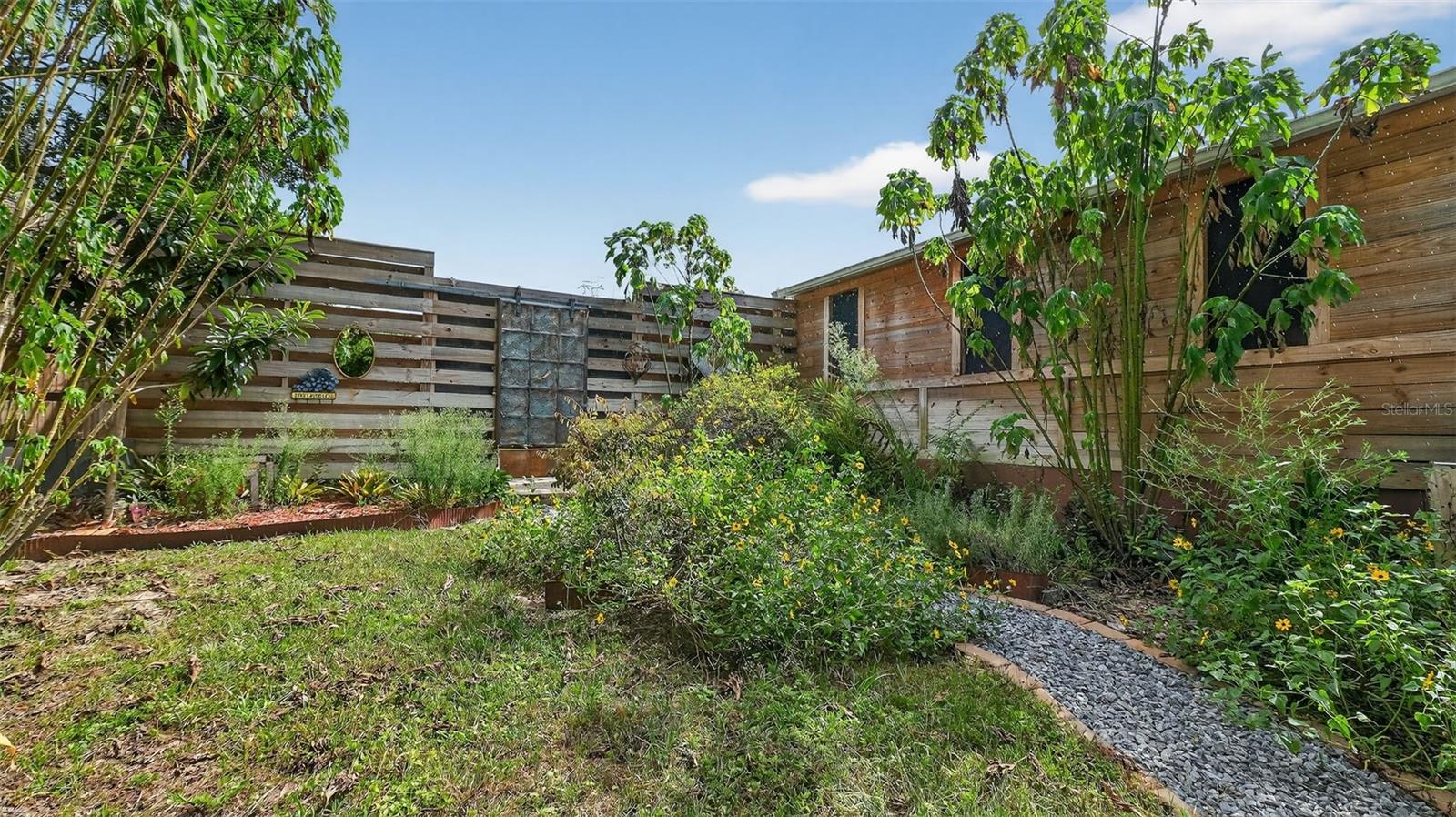 Image 38 of 54 For 6499 Nebula Street