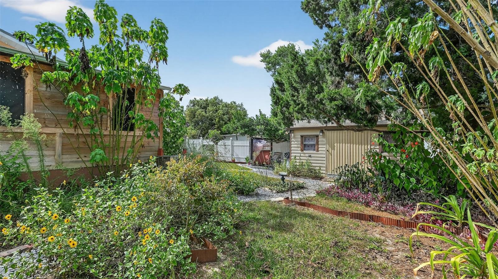 Image 39 of 54 For 6499 Nebula Street