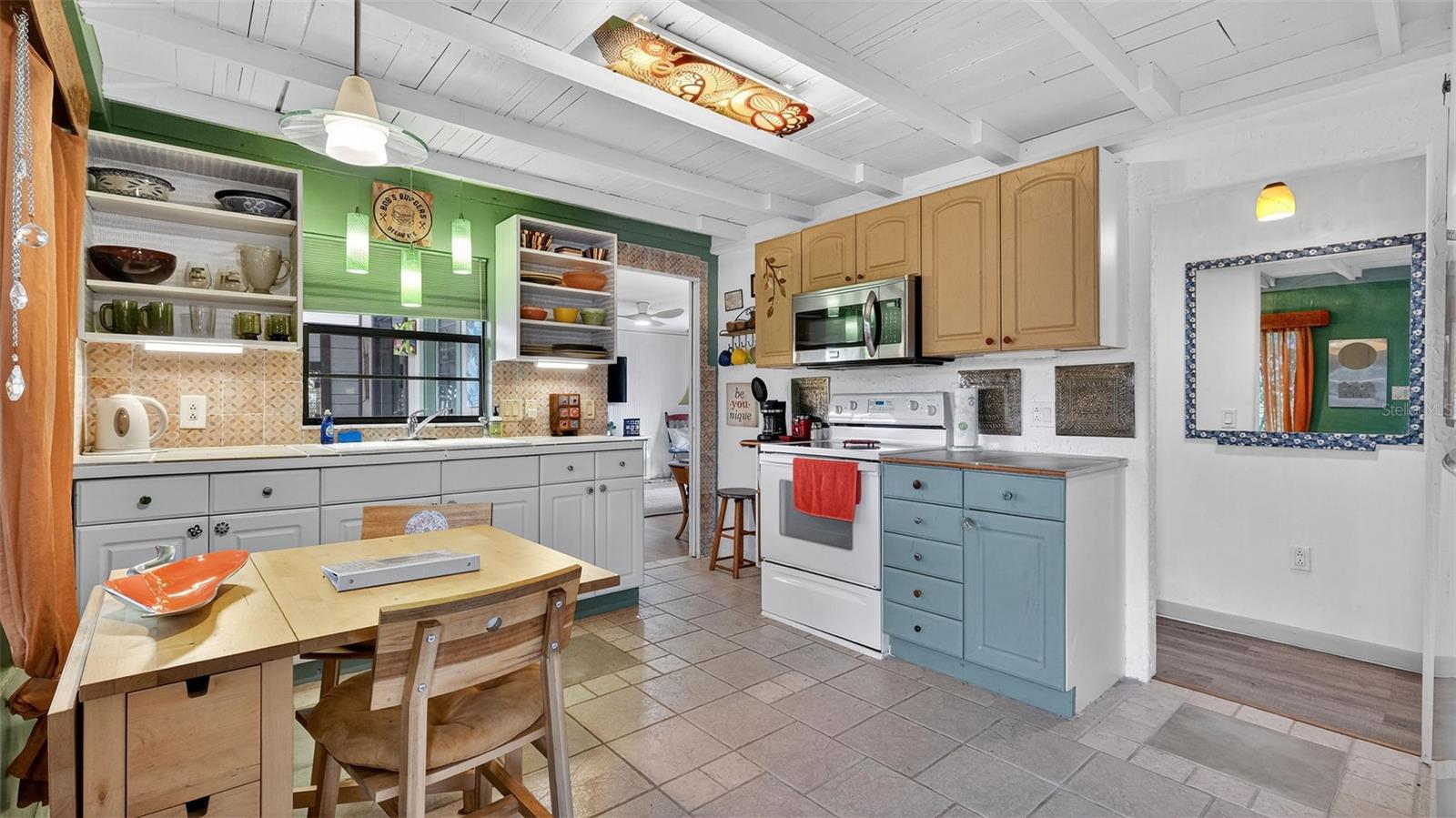 Image 7 of 54 For 6499 Nebula Street