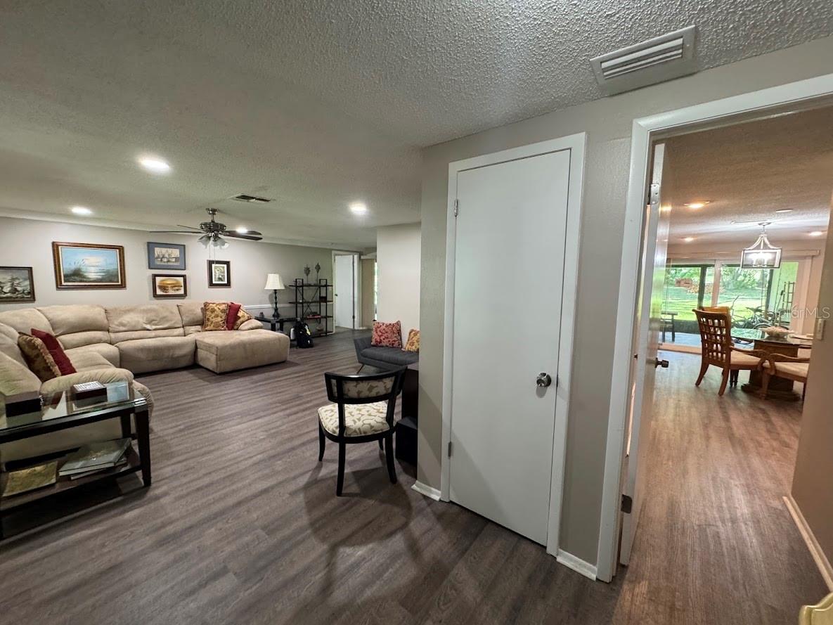 Image 12 of 50 For 12814 Ironwood Circle