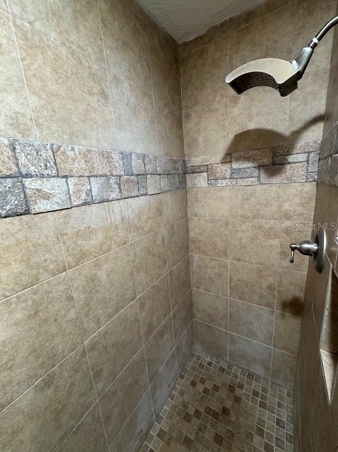 Image 25 of 50 For 12814 Ironwood Circle