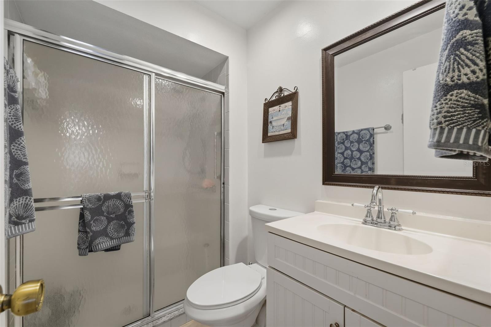 Image 11 of 32 For 8174 Sturbridge Court 8174