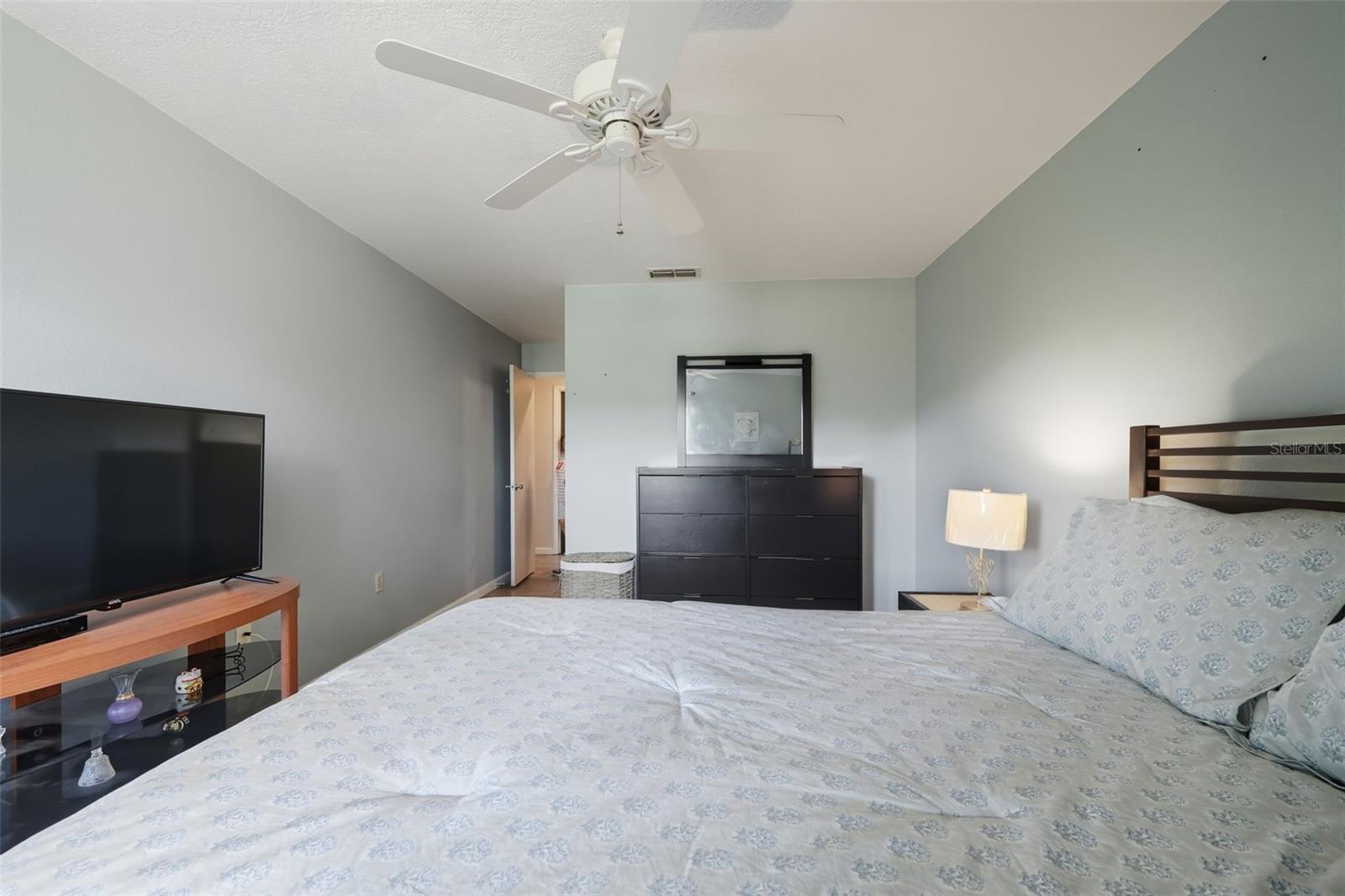 Image 16 of 32 For 8174 Sturbridge Court 8174