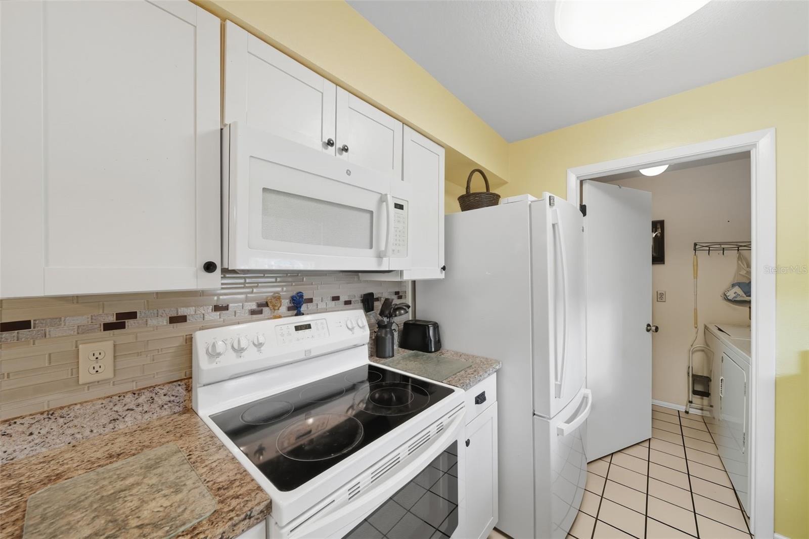 Image 23 of 32 For 8174 Sturbridge Court 8174