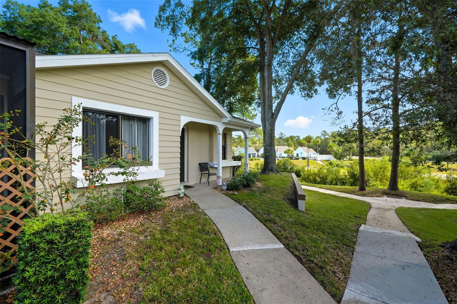 Image 3 of 32 For 8174 Sturbridge Court 8174