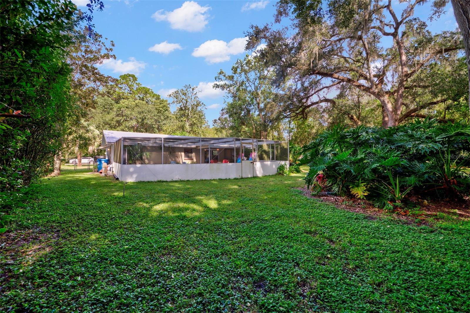 Image 14 of 51 For 304 Lincoln Avenue