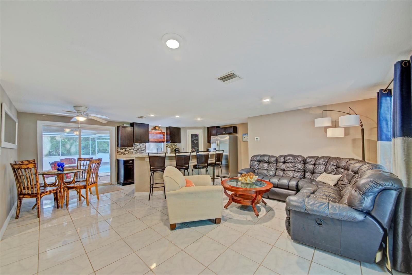 Image 41 of 51 For 304 Lincoln Avenue