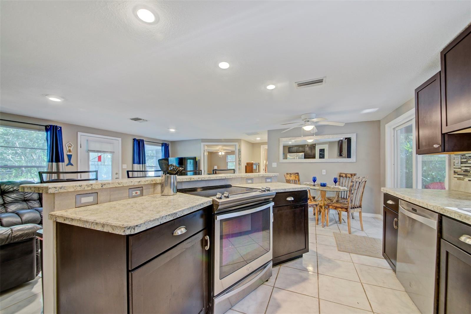 Image 47 of 51 For 304 Lincoln Avenue