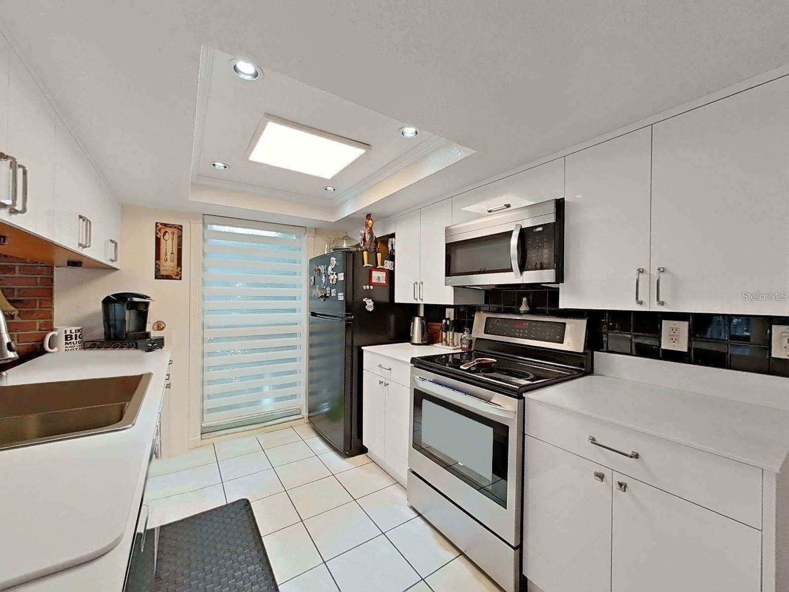 Image 14 of 48 For 6821 Amarillo Street