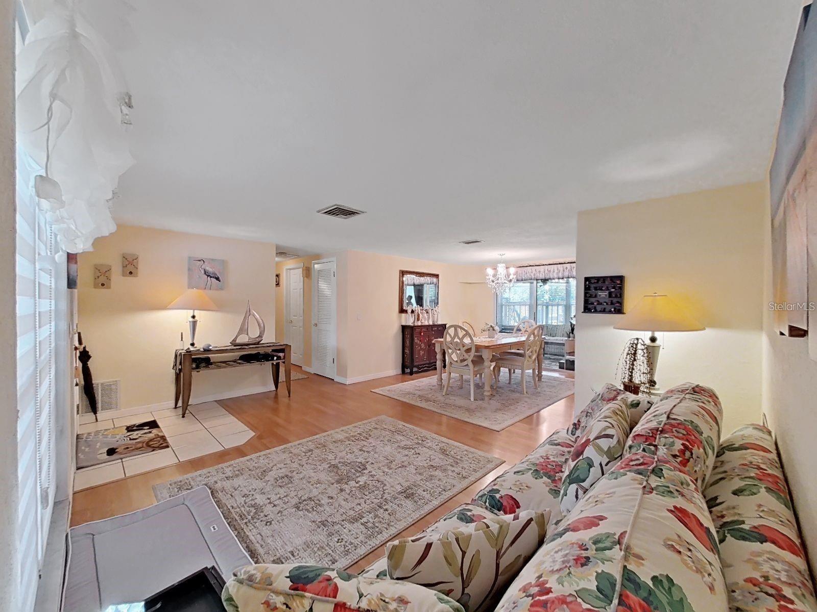 Image 6 of 48 For 6821 Amarillo Street