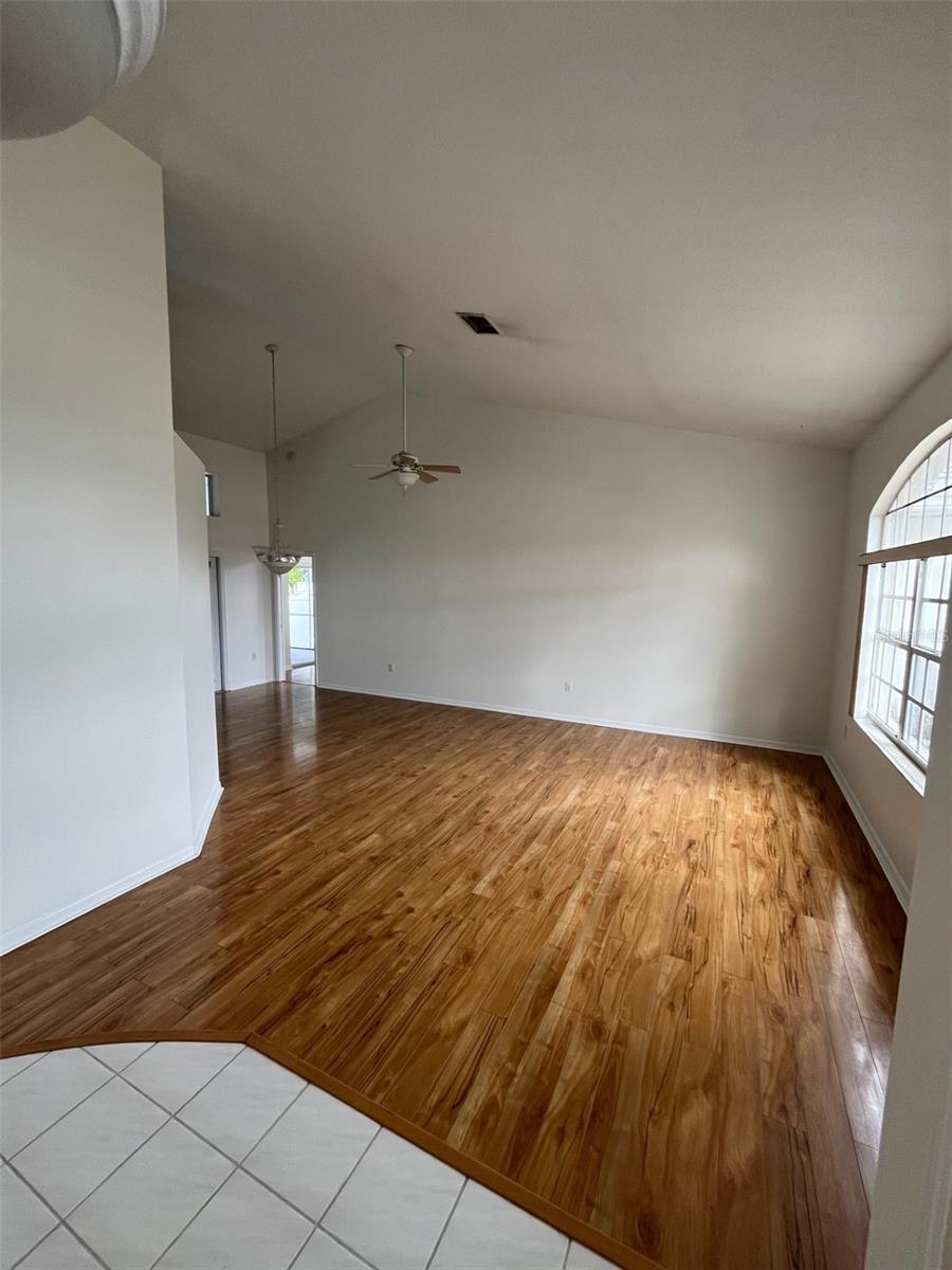 Image 3 of 17 For 5321 La Plata Drive