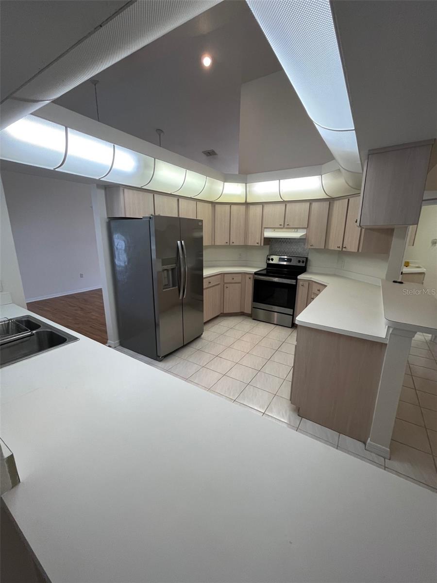 Image 7 of 17 For 5321 La Plata Drive