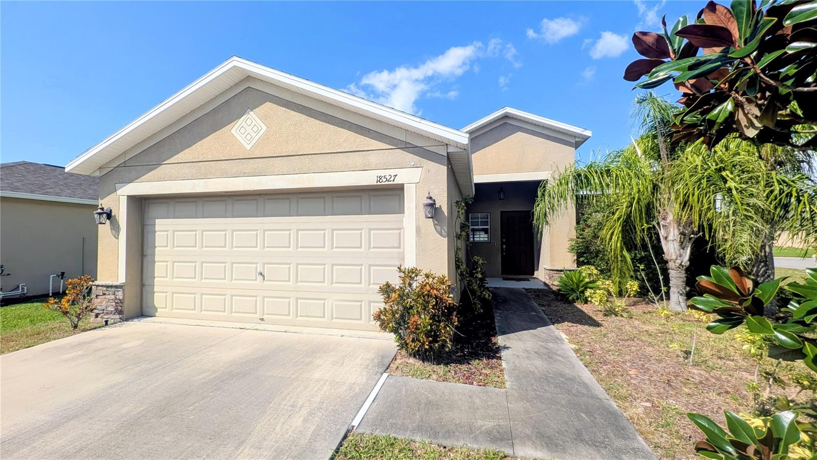 Details for 18527 Waydale Loop, HUDSON, FL 34667