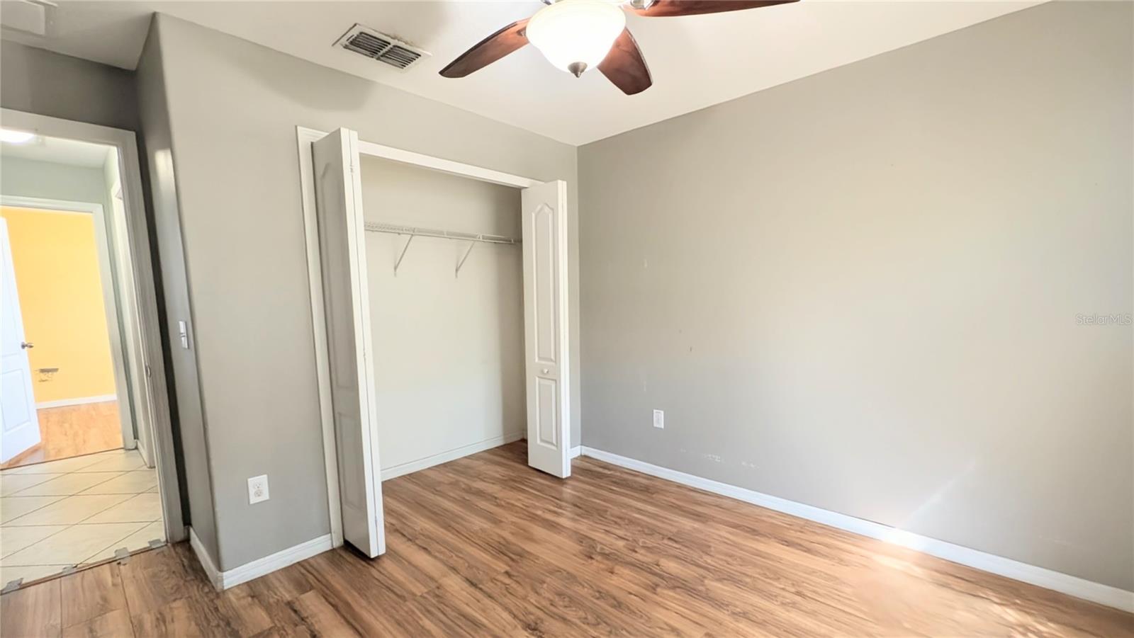 Image 5 of 23 For 18527 Waydale Loop