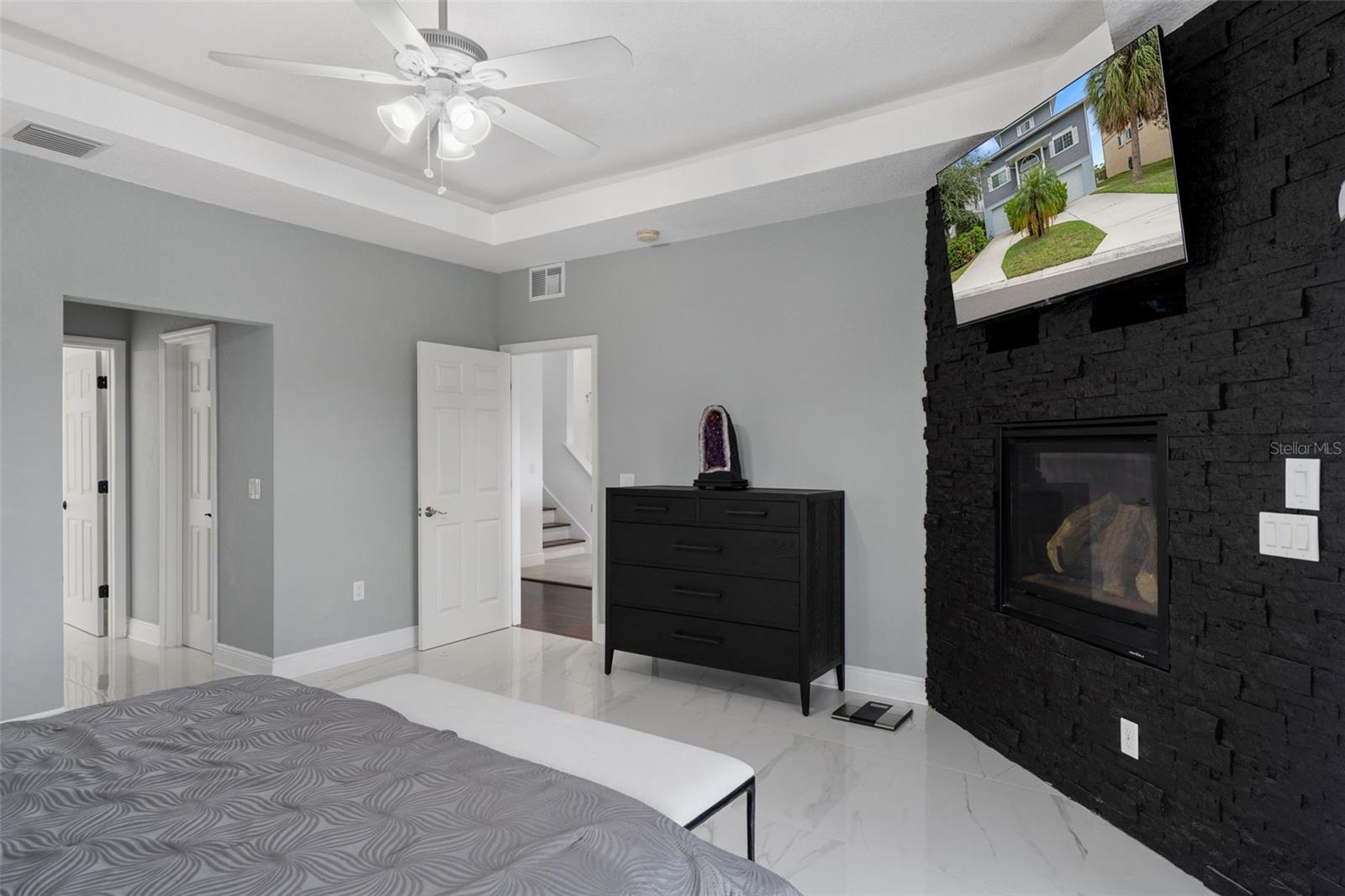 Image 22 of 56 For 6116 Seaside Drive