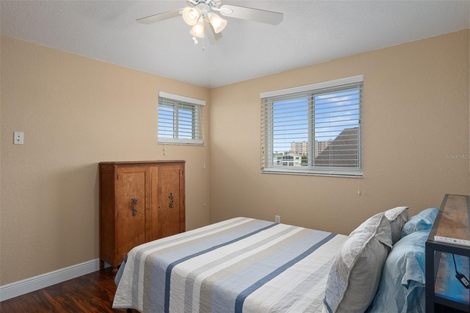 Image 30 of 56 For 6116 Seaside Drive