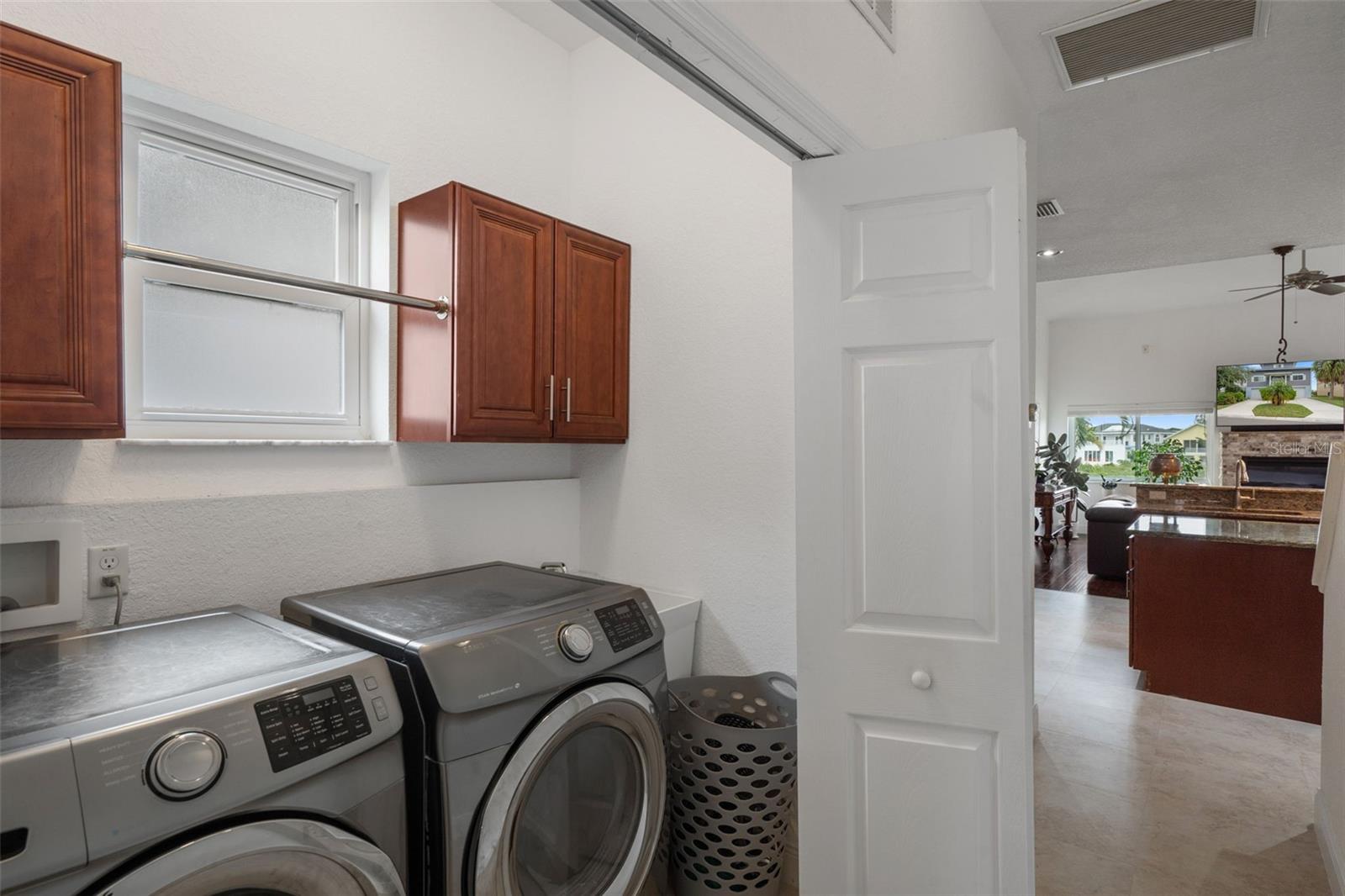Image 37 of 56 For 6116 Seaside Drive