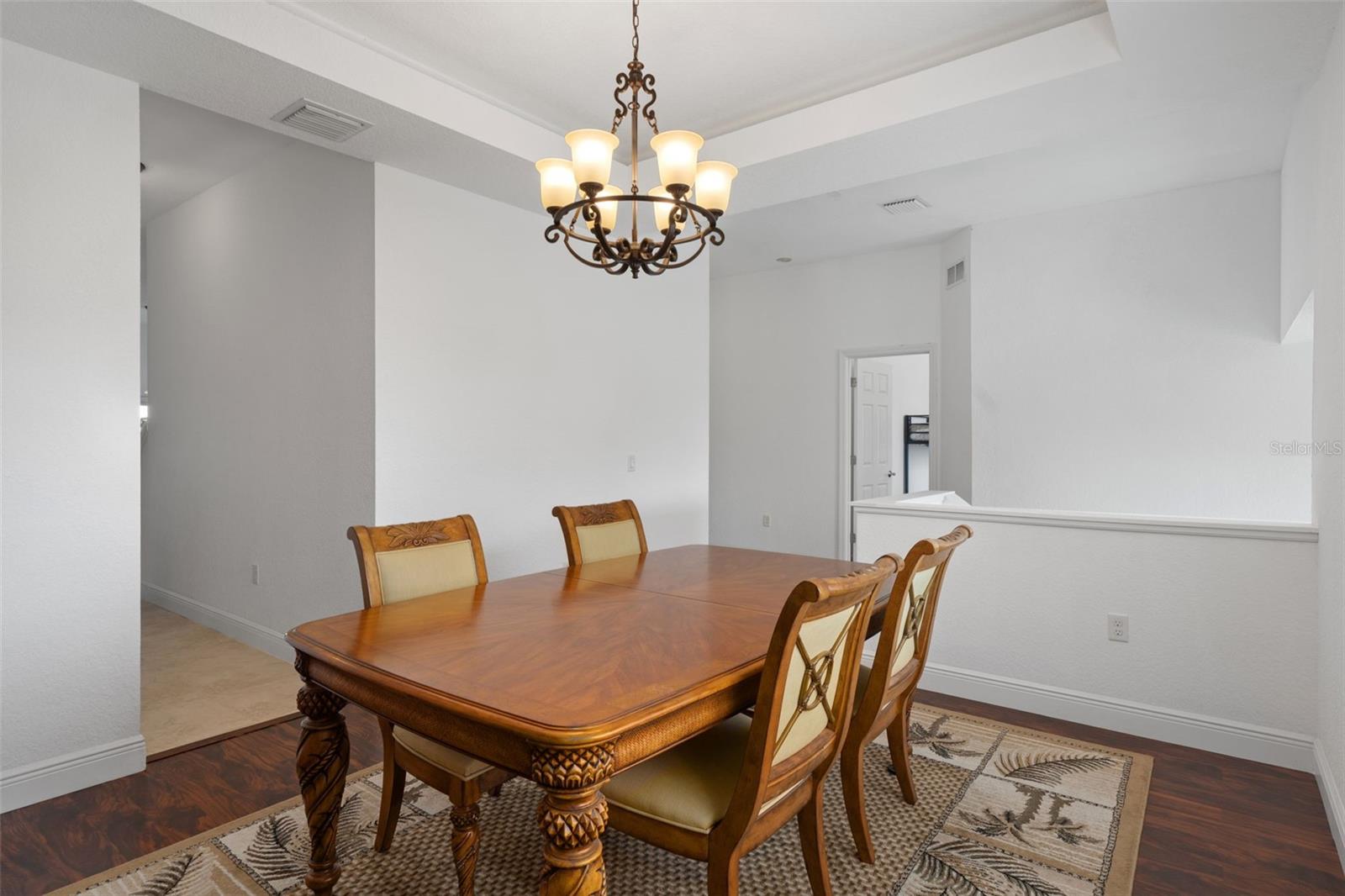 Image 8 of 56 For 6116 Seaside Drive