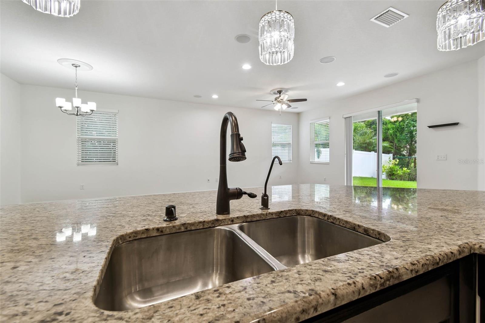 Image 20 of 59 For 12072 Lake Boulevard