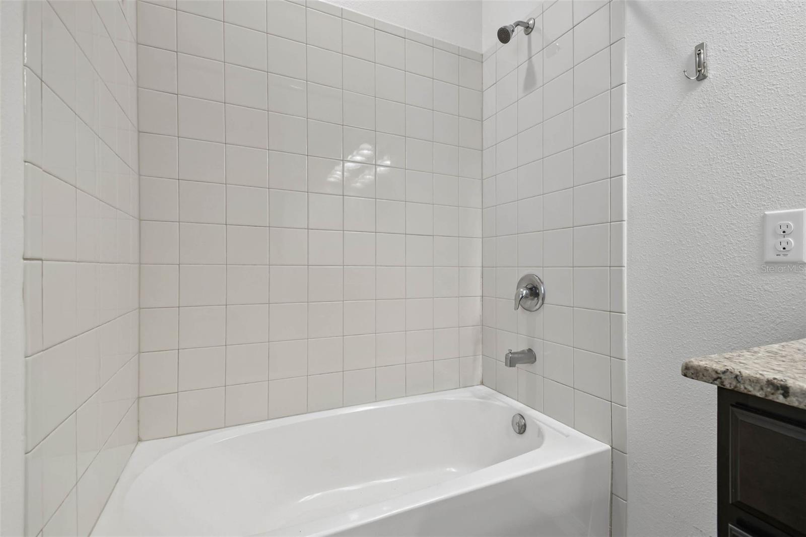 Image 30 of 59 For 12072 Lake Boulevard
