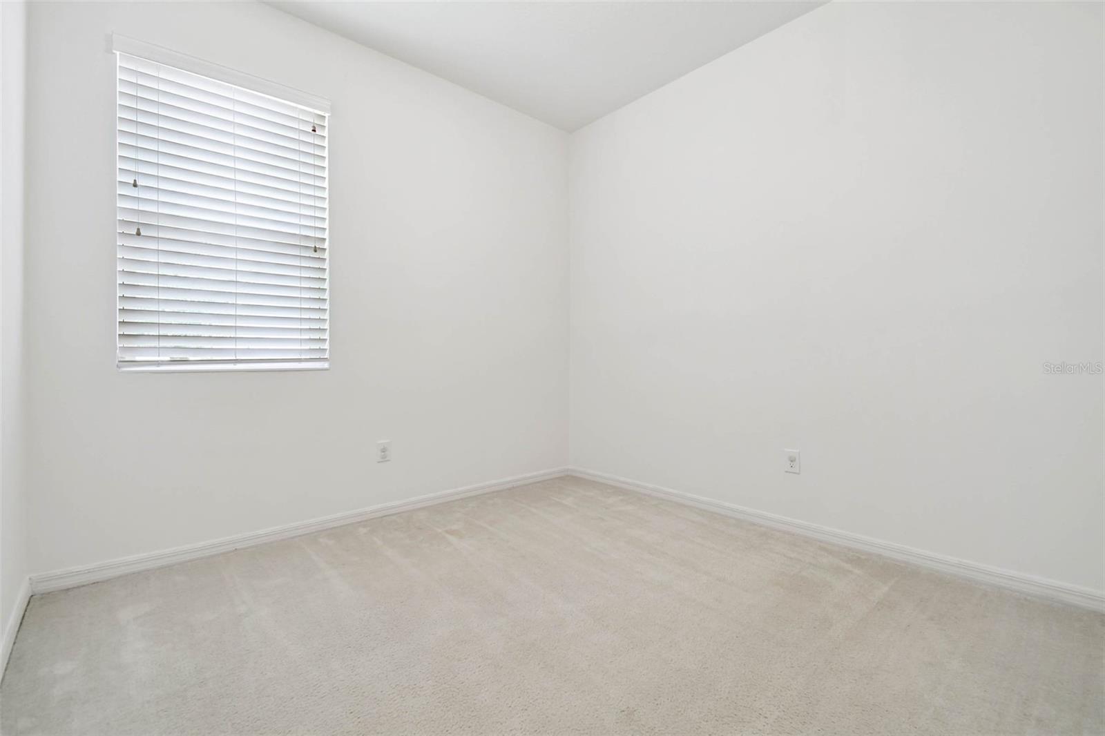 Image 36 of 59 For 12072 Lake Boulevard