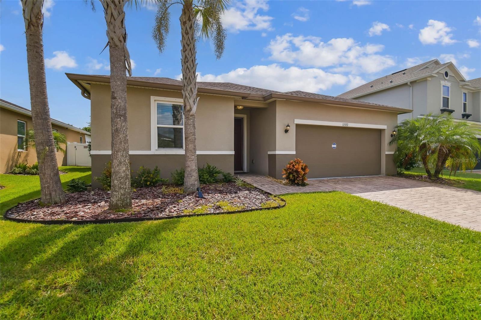 Image 4 of 59 For 12072 Lake Boulevard