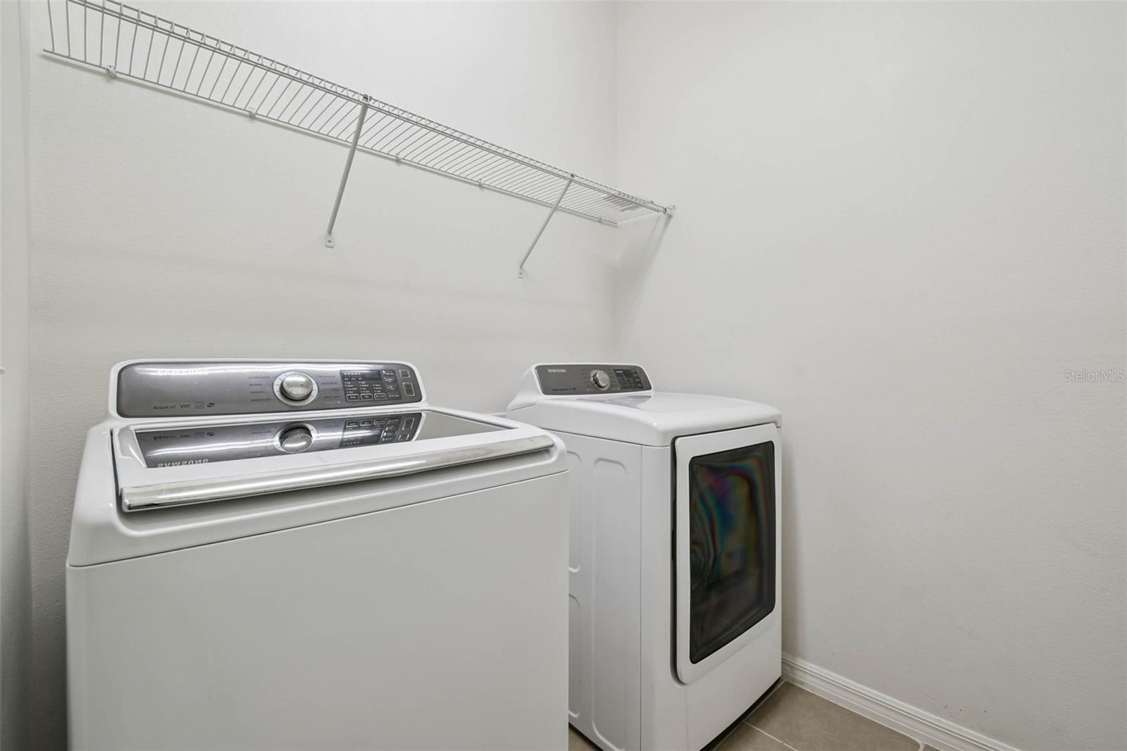 Image 41 of 59 For 12072 Lake Boulevard