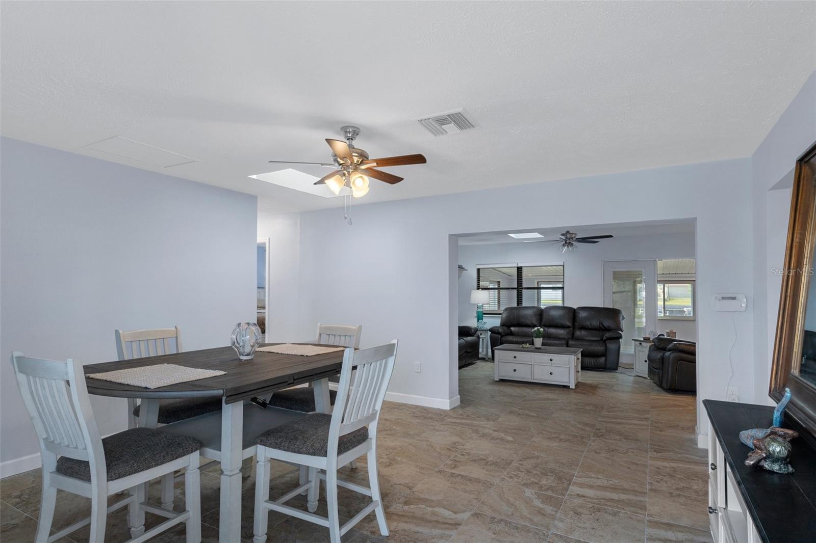 Image 6 of 29 For 4964 Cedarbrook Lane