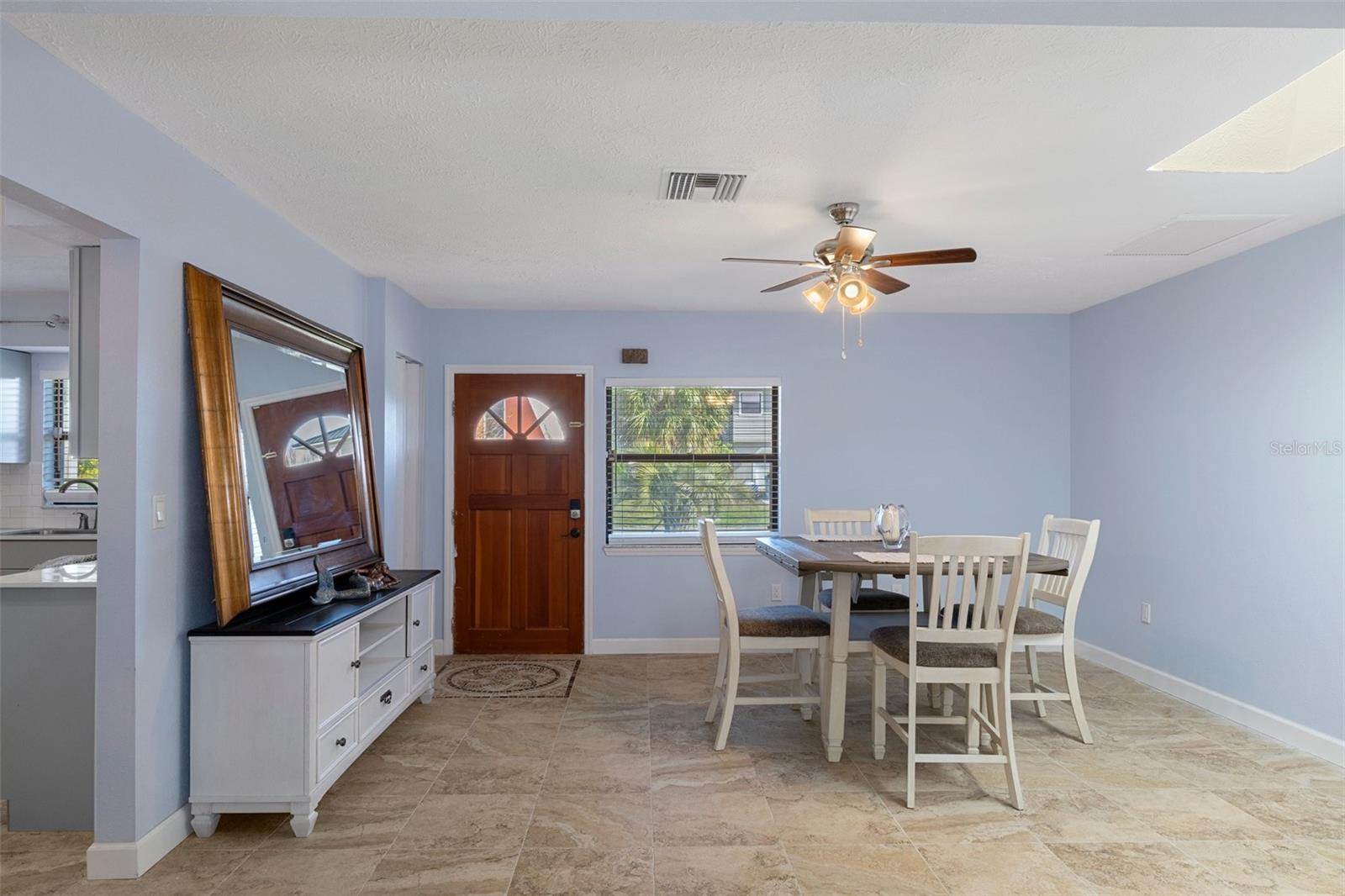 Image 7 of 29 For 4964 Cedarbrook Lane