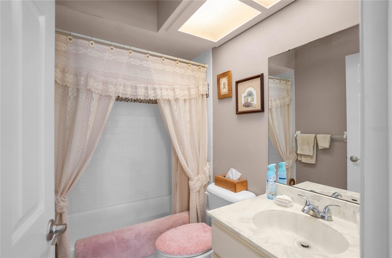 Image 18 of 30 For 270 Glassboro Court 6a