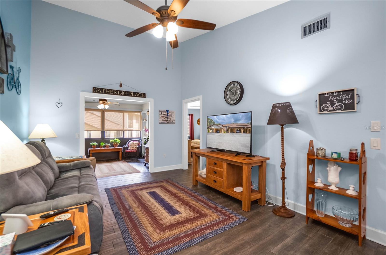 Image 9 of 30 For 270 Glassboro Court 6a