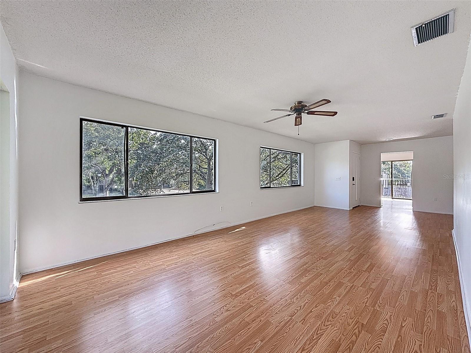 Image 14 of 71 For 12901 Fairway Drive D