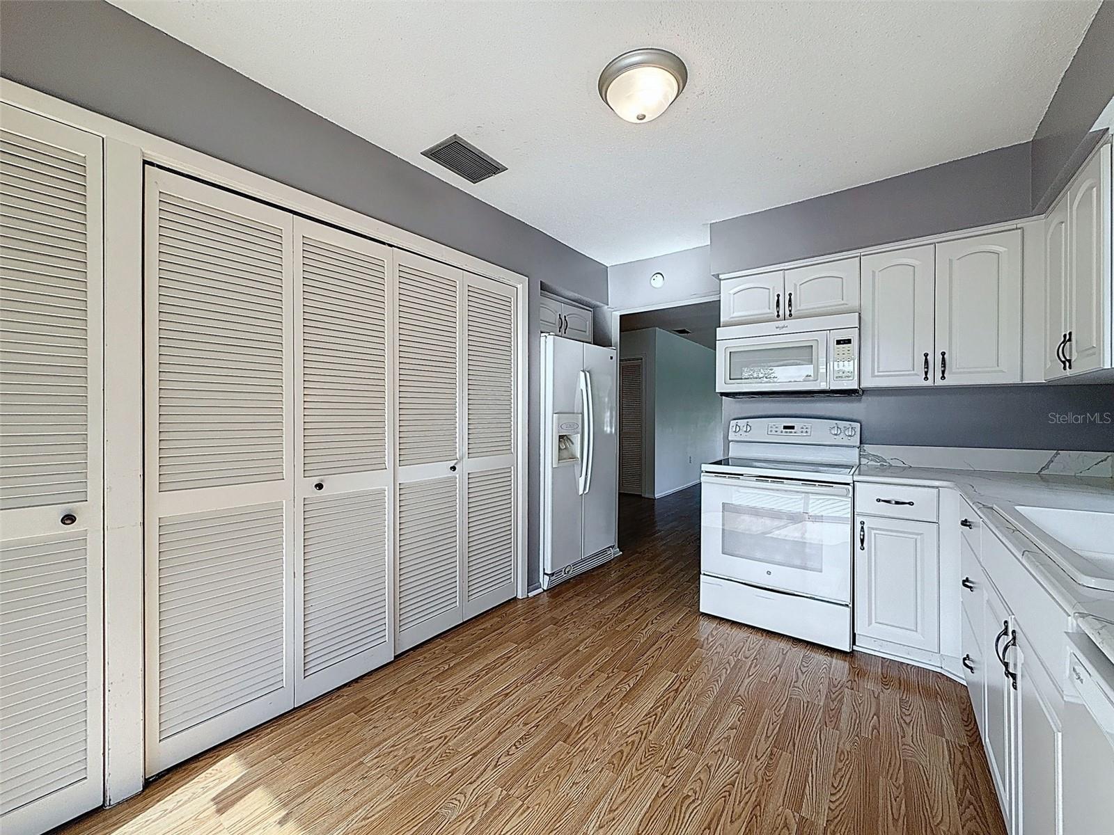 Image 23 of 71 For 12901 Fairway Drive D