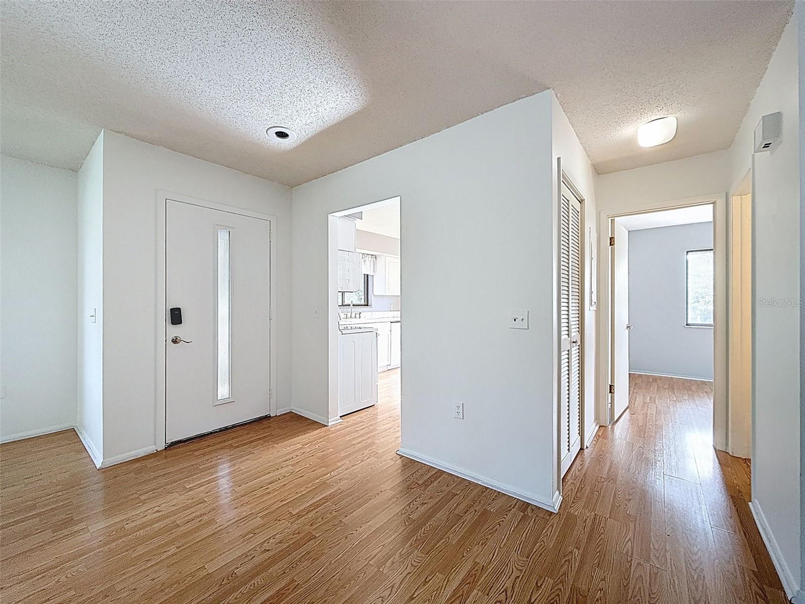 Image 29 of 71 For 12901 Fairway Drive D