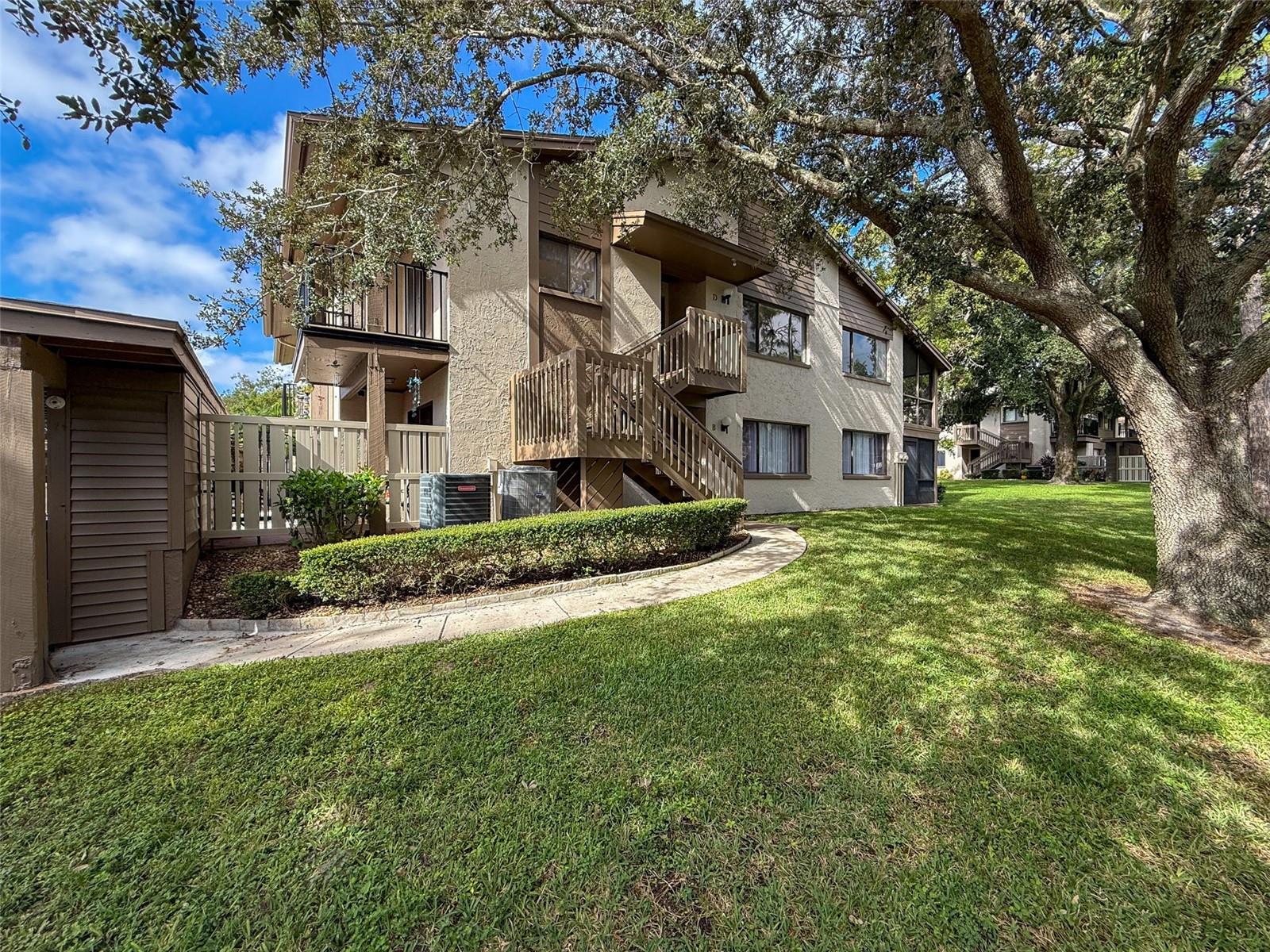 Image 6 of 71 For 12901 Fairway Drive D