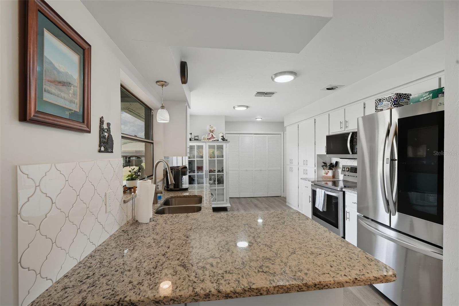 Listing photo id 17 for 146 Seymeria Drive