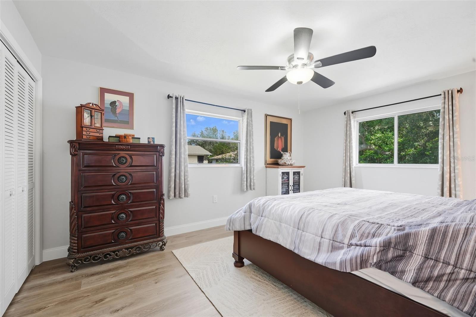 Listing photo id 18 for 146 Seymeria Drive