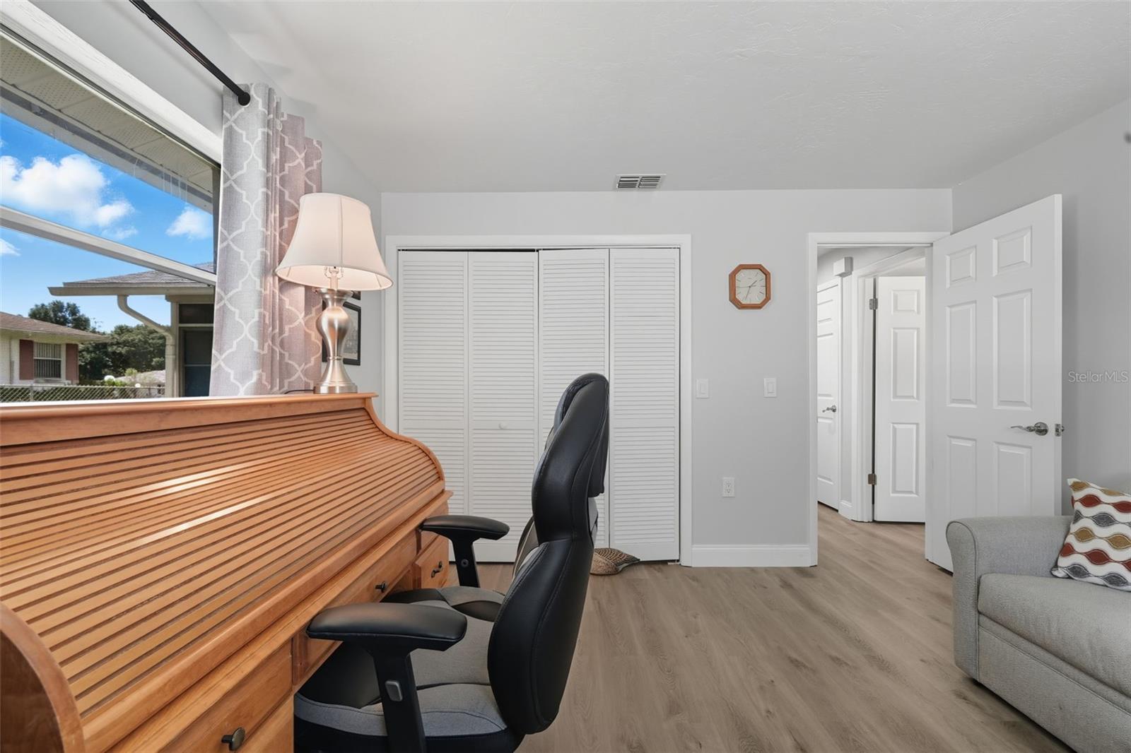 Listing photo id 22 for 146 Seymeria Drive