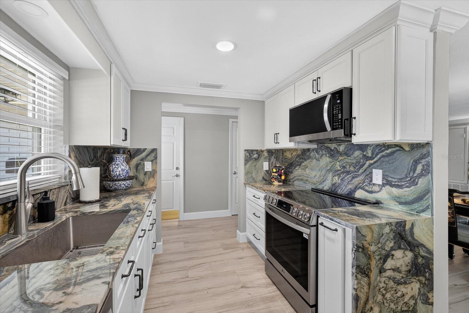 Image 11 of 71 For 4937 Blue Heron Drive