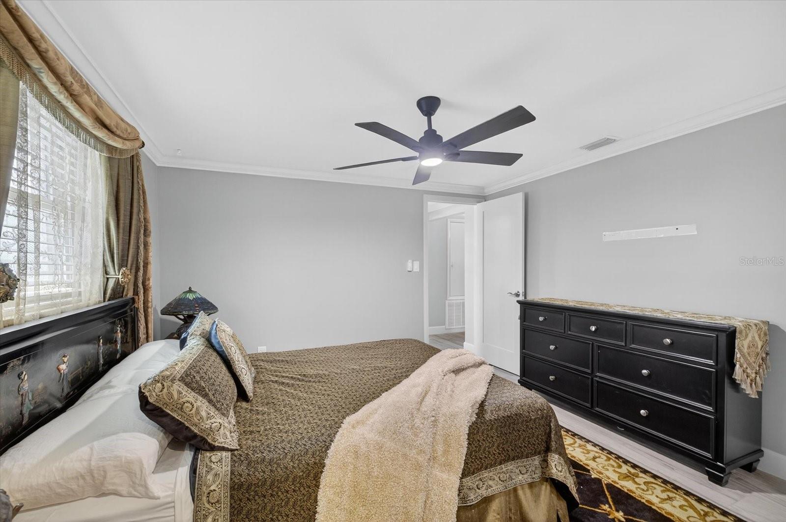 Image 23 of 71 For 4937 Blue Heron Drive